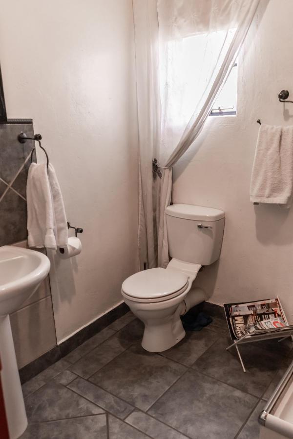 Bastille De Blignaut B&B Edenvale Exterior foto