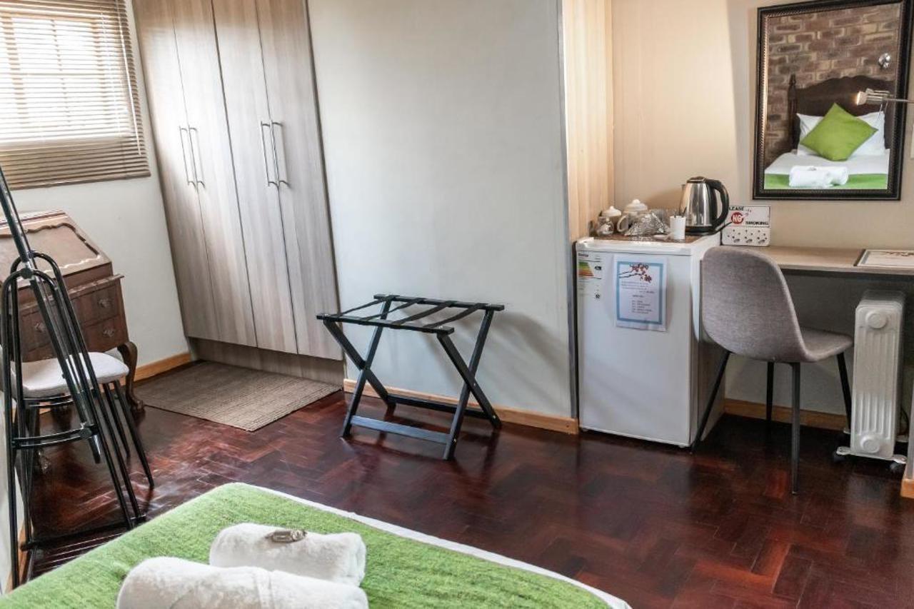 Bastille De Blignaut B&B Edenvale Exterior foto